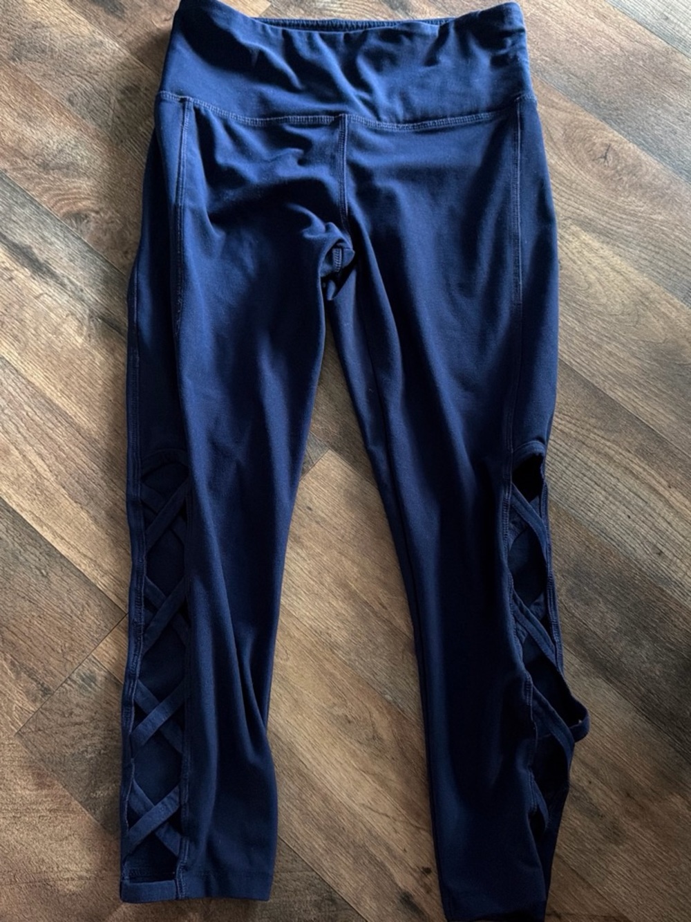 VOGO Athletica Navy Athletic Capri Leggings
